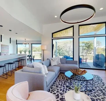 Million Dollar View House